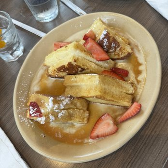 Snooze, an A.M. Eatery - French Toast - Breakfast & Brunch Near Me - Houston, Texas Snooze, an A.M. Eatery - French Toast - Breakfast & Brunch Near Me - Houston, Texas