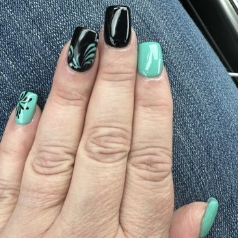 Sarah's Nails - Nail Salons Near Me - Greenwood, Indiana