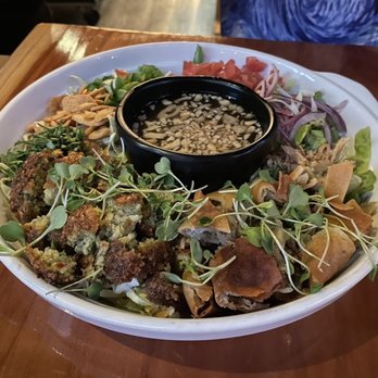 Burmatown - Falafel salad - Burmese Near Me - Corte Madera, California Burmatown - Falafel salad - Burmese Near Me - Corte Madera, California