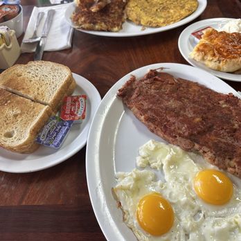 Eat at Rudy's - Corned Beef Hash - Diners Near Me - Torrance, California