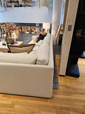 Crate & Barrel by null