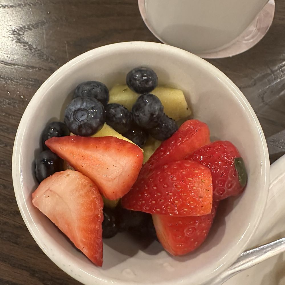 Cracker Barrel Old Country Store - Fresh Fruit - American Near Me - Jacksonville, Florida Cracker Barrel Old Country Store - Fresh Fruit - American Near Me - Jacksonville, Florida