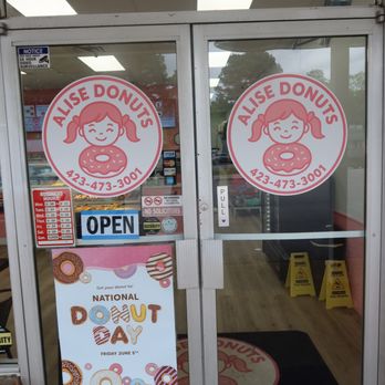 Alise Donuts - Front door - Bubble Tea Near Me - Cleveland, Tennessee