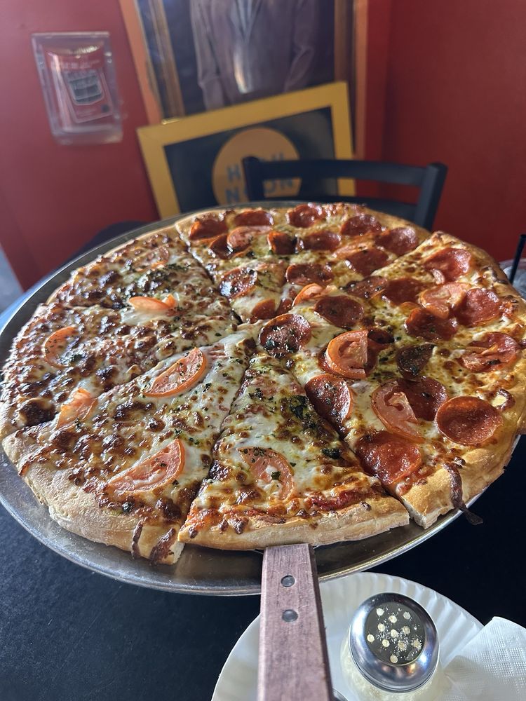 Food from Funkys Pizza and Daiquiri Bar