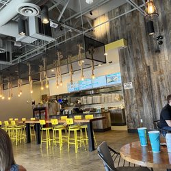 Ono Hawaiian BBQ - Clean environment