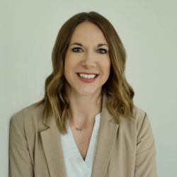 701 Chiropractic & Rehab - Dr. Heidi