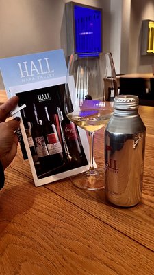 HALL Wines St. Helena by null