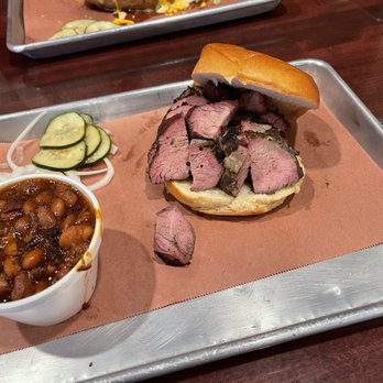 Smokehouse 41 - Tri tip sandwich - Barbeque Near Me - Oakhurst, California Smokehouse 41 - Tri tip sandwich - Barbeque Near Me - Oakhurst, California