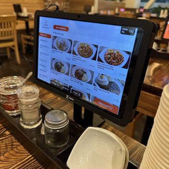 Jjamppong Zizon - Order machine - Noodles Near Me - Los Angeles, California Jjamppong Zizon - Order machine - Noodles Near Me - Los Angeles, California
