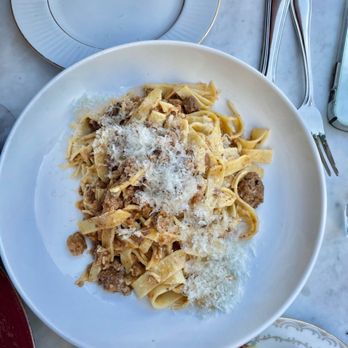 STELLA - Pasta bolognese - New American Near Me - Seattle, Washington