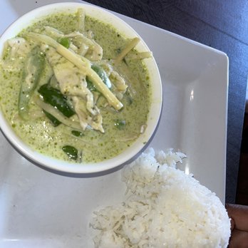 Chaba Thai Kitchen - Green Curry Lunch - Thai Near Me - San Diego, California