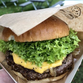 HelsingBurger - Ost burger/cheese burger - New American Near Me - Malmø, M