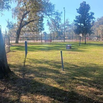 Dade City Dog Park - Corner of dog park looking back towards - Dog Parks Near Me - Dade City, Florida