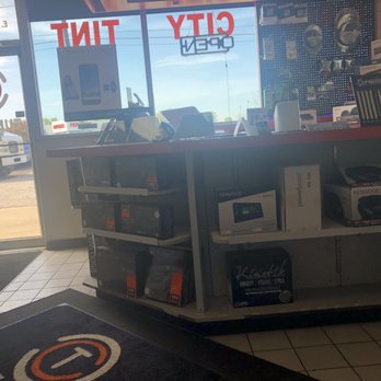 Circle City Tint - Waiting area inside. - Auto Detailing Near Me - Indianapolis, Indiana Circle City Tint - Waiting area inside. - Auto Detailing Near Me - Indianapolis, Indiana