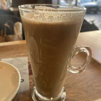 Costa Coffee - cafe latte - Desserts Near Me - Prague, Puerto Rico