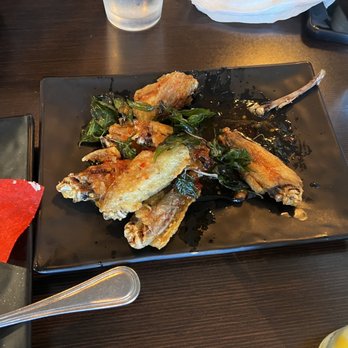 Love Thai Restaurant - Honey Garlic Wings - Thai Near Me - Concord, California Love Thai Restaurant - Honey Garlic Wings - Thai Near Me - Concord, California