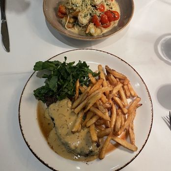 Old Ebbitt Grill - Steak Frites - Bars Near Me - Washington, DC, District of Columbia Old Ebbitt Grill - Steak Frites - Bars Near Me - Washington, DC, District of Columbia