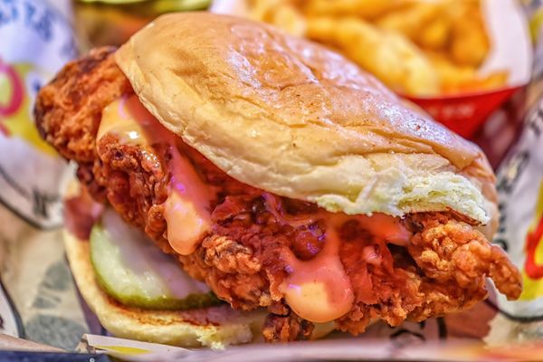 Dave's Hot Chicken by null