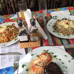 Bistrô Mosaico de Panelas - Pasta Primavera, Filé com sorrentino de queijo e risoto de cogumelos!
