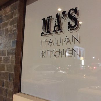 MA'S Italian Kitchen - Outside of MA'S - Italian Near Me - Burbank, California