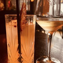 El Che Steakhouse & Bar - Pink Peppercorn