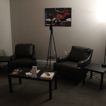 Eric's Essential Spa - Waiting Room - Massage Therapy Near Me - Jefferson City, Missouri Eric's Essential Spa - Waiting Room - Massage Therapy Near Me - Jefferson City, Missouri