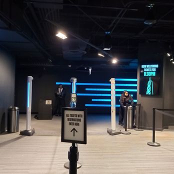 360 Chicago - Entrance/lobby - Observatories Near Me - Chicago, Illinois