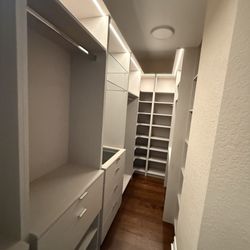 KEJ Installation Furniture