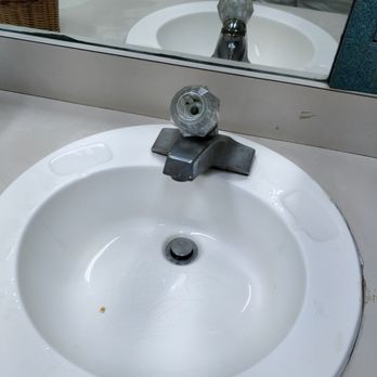 Siamese Basil Thai Restaurant - Wish they had chosen better faucet design - Thai Near Me - Norcross, Georgia Siamese Basil Thai Restaurant - Wish they had chosen better faucet design - Thai Near Me - Norcross, Georgia