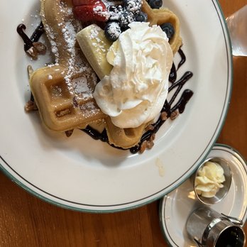 1886 Cafe & Bakery - Texas shaped crispy waffle with berries and banana - American Near Me - Austin, Texas 1886 Cafe & Bakery - Texas shaped crispy waffle with berries and banana - American Near Me - Austin, Texas