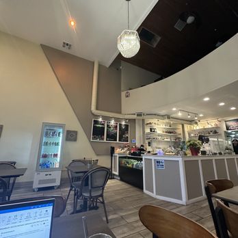 Tryst Caffe - Inside - Cafes Near Me - Beverly Hills, California Tryst Caffe - Inside - Cafes Near Me - Beverly Hills, California