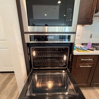 Aidee Fresh and Clean - Cleaned out my appliances - Home Cleaning Near Me Aidee Fresh and Clean - Cleaned out my appliances - Home Cleaning Near Me