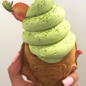 Somisomi - Matcha, matcha powder, strawberry, red bean taiyaki - Ice Cream & Frozen Yogurt Near Me - Irvine, California