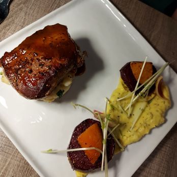 Cheffry's Artisanal Bistro - Californian Cut Striploin - Bistros Near Me - Toronto, Ontario