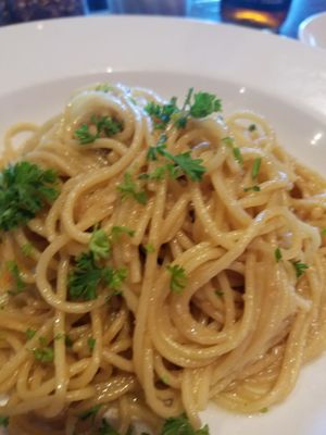 CHAPLIN’S SPORTS BISTRO - 830 Photos & 631 Reviews - 29200 Kohoutek Way