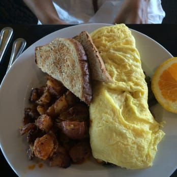 Famous Toastery - Western Omelette - Breakfast & Brunch Near Me - Tega Cay, South Carolina Famous Toastery - Western Omelette - Breakfast & Brunch Near Me - Tega Cay, South Carolina
