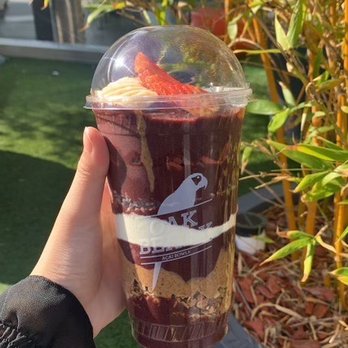 Oakberry Acai - Our açaí "bowl".. The Oak size! - Juice Bars & Smoothies Near Me - Los Angeles, California