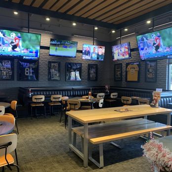 Buffalo Wild Wings - Chicken Wings Near Me - Union City, California Buffalo Wild Wings - Chicken Wings Near Me - Union City, California