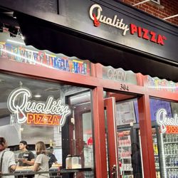 Quality Pizza - Outside