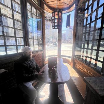 Pickle Barrel Restaurant - Corner booth - New American Near Me - Chattanooga, Tennessee