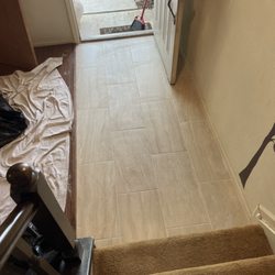 LL Flooring - League City - Entry hall.