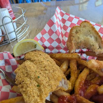 The Catch - Catfish basket/w seasoned fries, garlic bread - Desserts Near Me - Dallas, Texas The Catch - Catfish basket/w seasoned fries, garlic bread - Desserts Near Me - Dallas, Texas