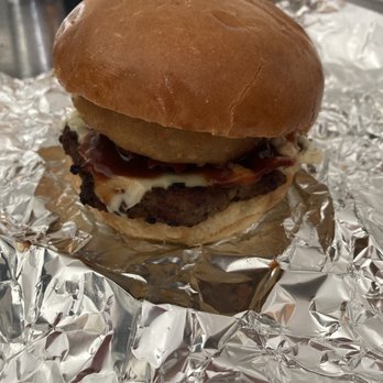 Grilled Cravings & Quality Ice Cream - Mad burger - Ice Cream & Frozen Yogurt Near Me - Saint Joseph, Minnesota Grilled Cravings & Quality Ice Cream - Mad burger - Ice Cream & Frozen Yogurt Near Me - Saint Joseph, Minnesota