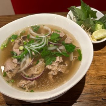 Me'lange - Pho beef - Vietnamese Near Me - Houston, Texas
