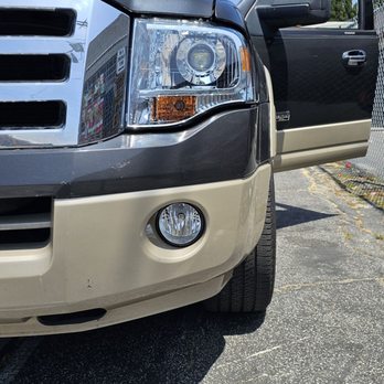 818 Retrofits - Up close to headlights and fog lights - Auto Customization Near Me - Los Angeles, California