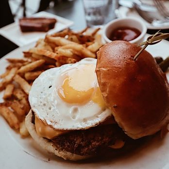 Montrio - New American Near Me - Monterey, California