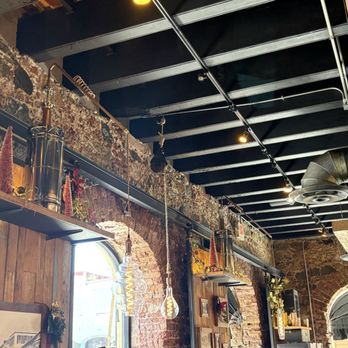 Taphus Beer House - Beer Bar Near Me - Charlotte Amalie, Virgin Islands