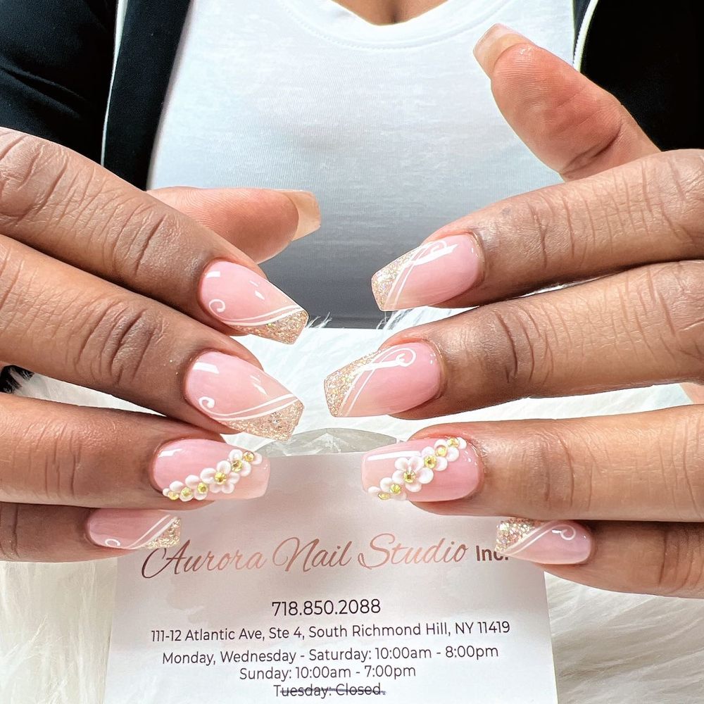 AURORA NAIL STUDIO 11112 Atlantic Ave, south richmond hill, New York