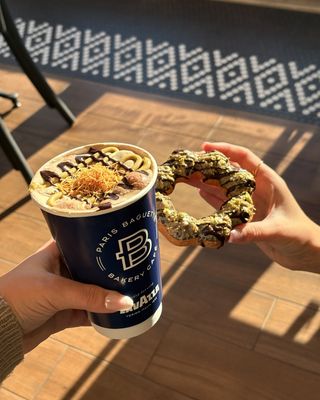 Paris Baguette by null