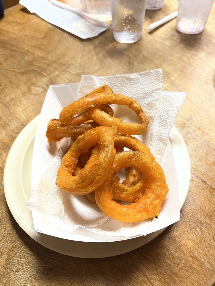 THE FLOUNDER FISH CAMP Updated October 2024 35 Photos & 65 Reviews